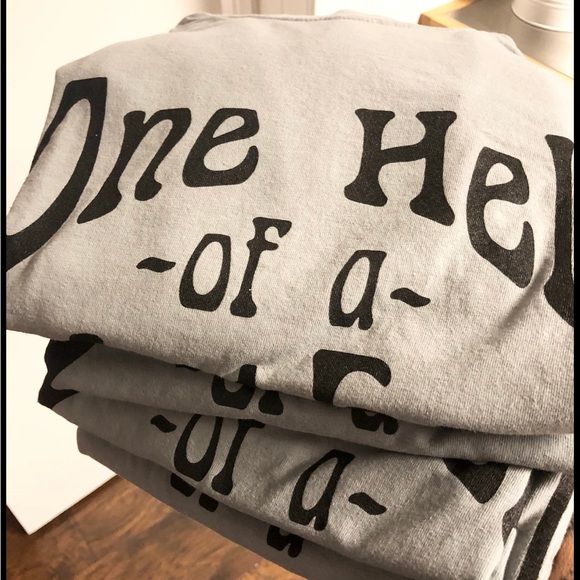 NWT One Hell of a Mother graphic tee - Picture 2 of 3